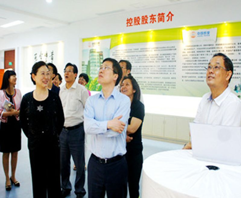 2015��04��25��