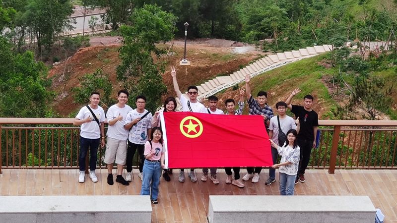 �����ഺ ǿ������ ����UU������ί���С������ഺ���������ԡ��Ž��˶�