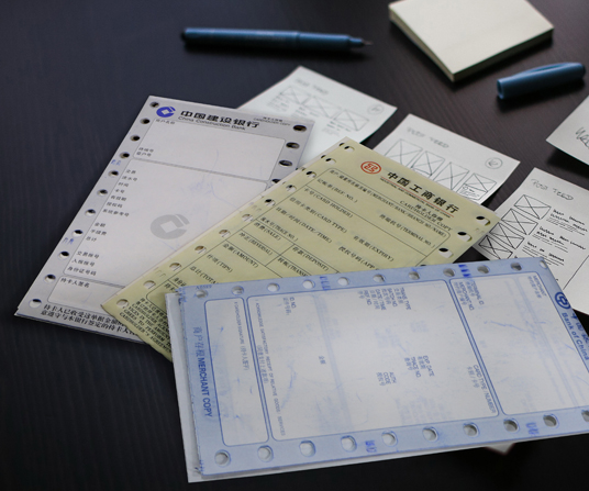 Self-display color carbonless paper